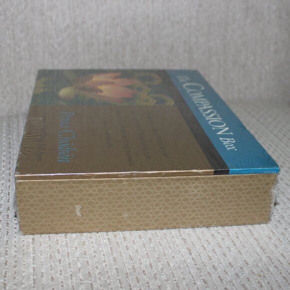 3/$88❤️sealed 1st Ed. The Compassion Box: Book, CD & 59 Card Deck Pema Chödrön - Picture 8 of 9